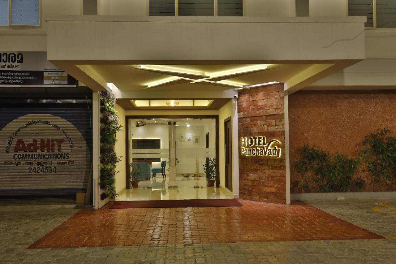 Hotel Panchavady Tiruvalla Εξωτερικό φωτογραφία