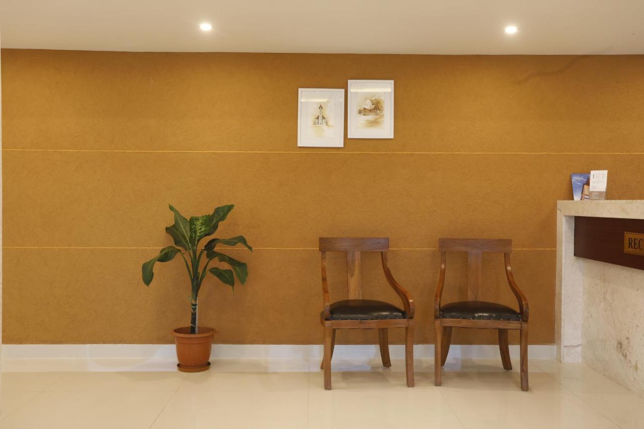 Hotel Panchavady Tiruvalla Εξωτερικό φωτογραφία