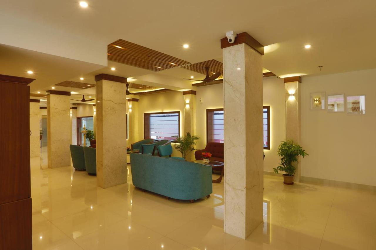 Hotel Panchavady Tiruvalla Εξωτερικό φωτογραφία